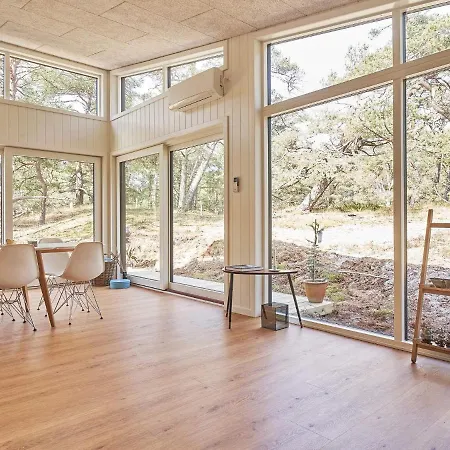 Nyaraló Spacious Retreat Near - By Traum Vester Sømarken